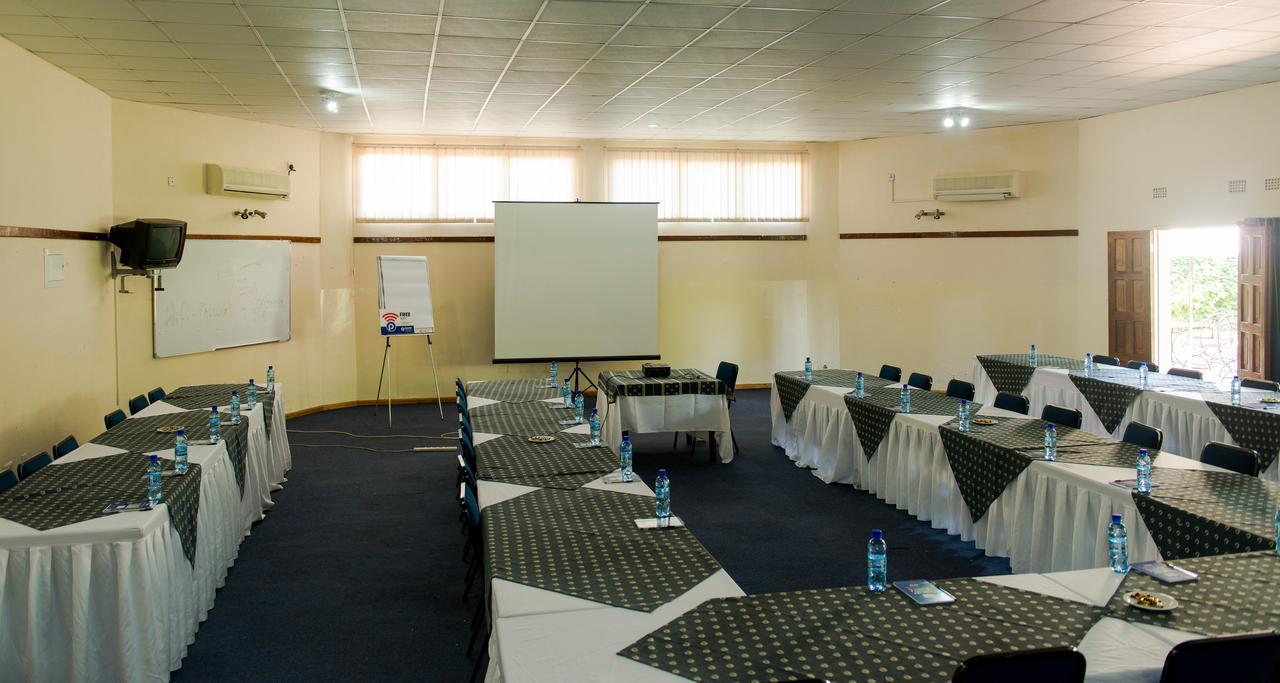 Fringilla Lodge Chisamba 外观 照片
